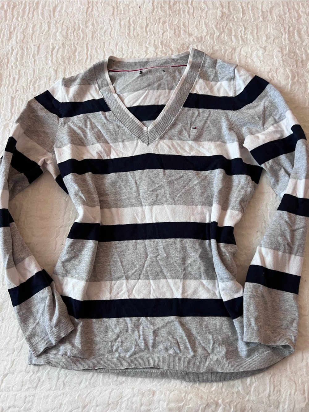 Tommy Hilfiger Gray, White & Navy Striped V-Neck Sweater Top